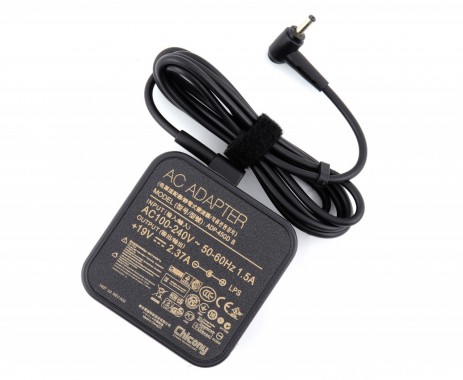 Incarcator Asus 0A001-00340400 45W Square Shape ORIGINAL Chicony. Alimentator Chicony 45W Square Shape ORIGINAL pentru Asus 0A001-00340400.